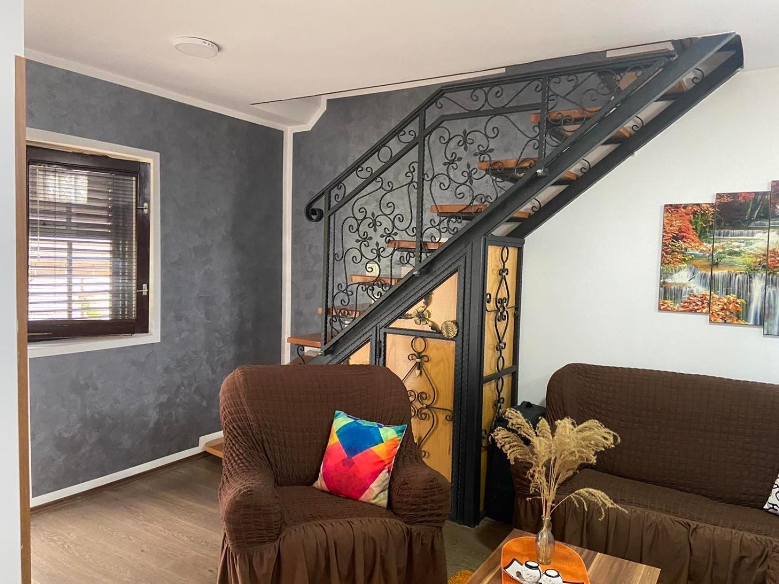 Apartmán Stan Na Dan Gornji Milanovac-Centar-Nova Gradnja Exteriér fotografie